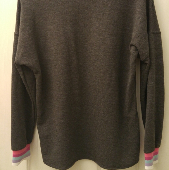 Belle Du Jour Graphic Tee Pull Over Rainbow Hem - Picture 5 of 6